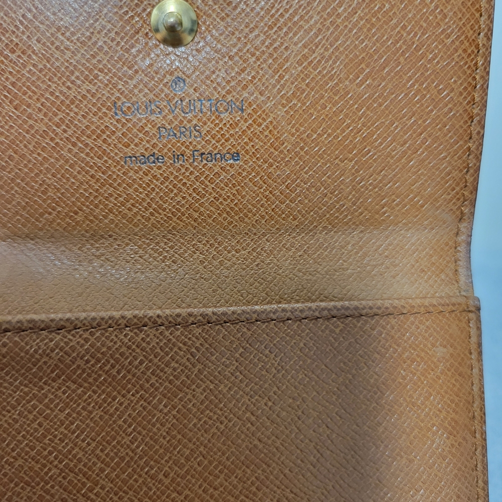 Louis Vuitton Brown Monogram Wallet - Picture 6 of 11